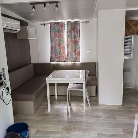 Paisible キャンプ場 アグド